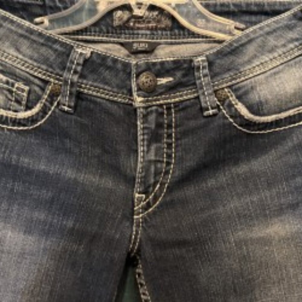 Silver Suki Jean 29x32 dark wash- Discounted Shipping
